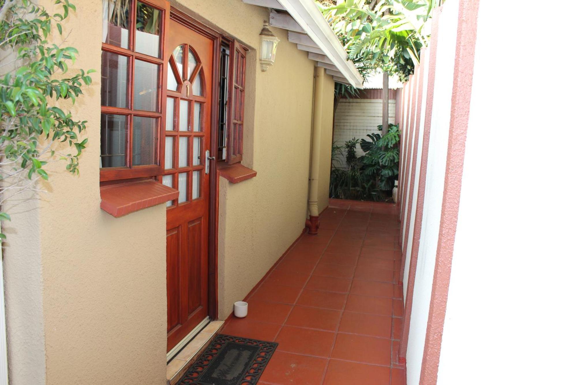 Villa Stella Guest House Идънвейл Екстериор снимка
