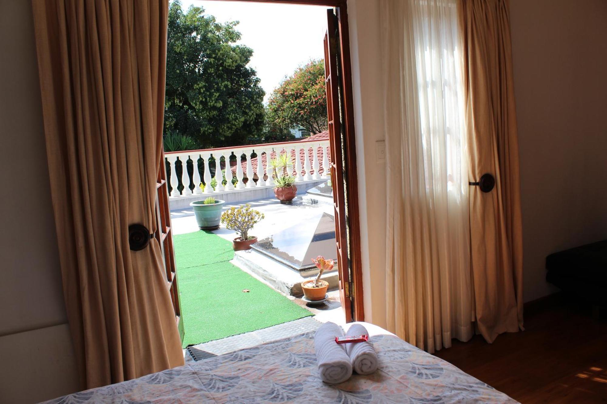 Villa Stella Guest House Идънвейл Екстериор снимка
